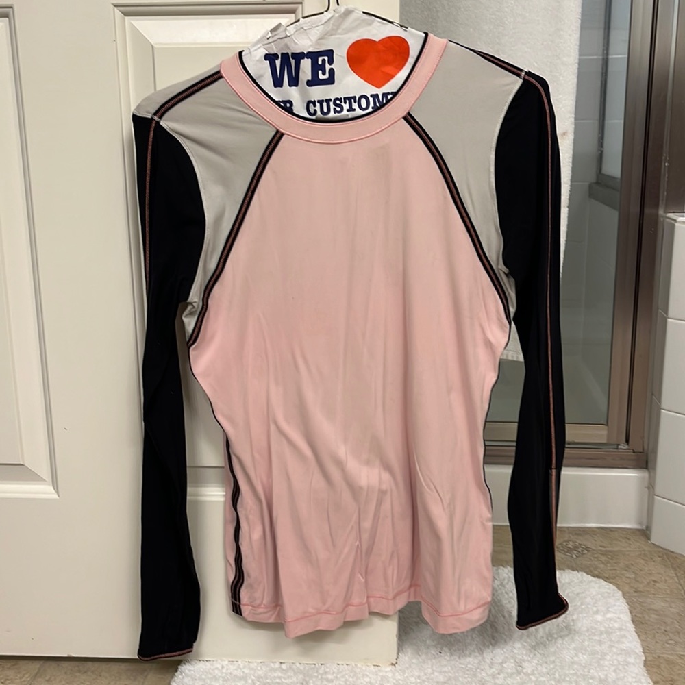 Lululemon pink, black, and light gray shirt